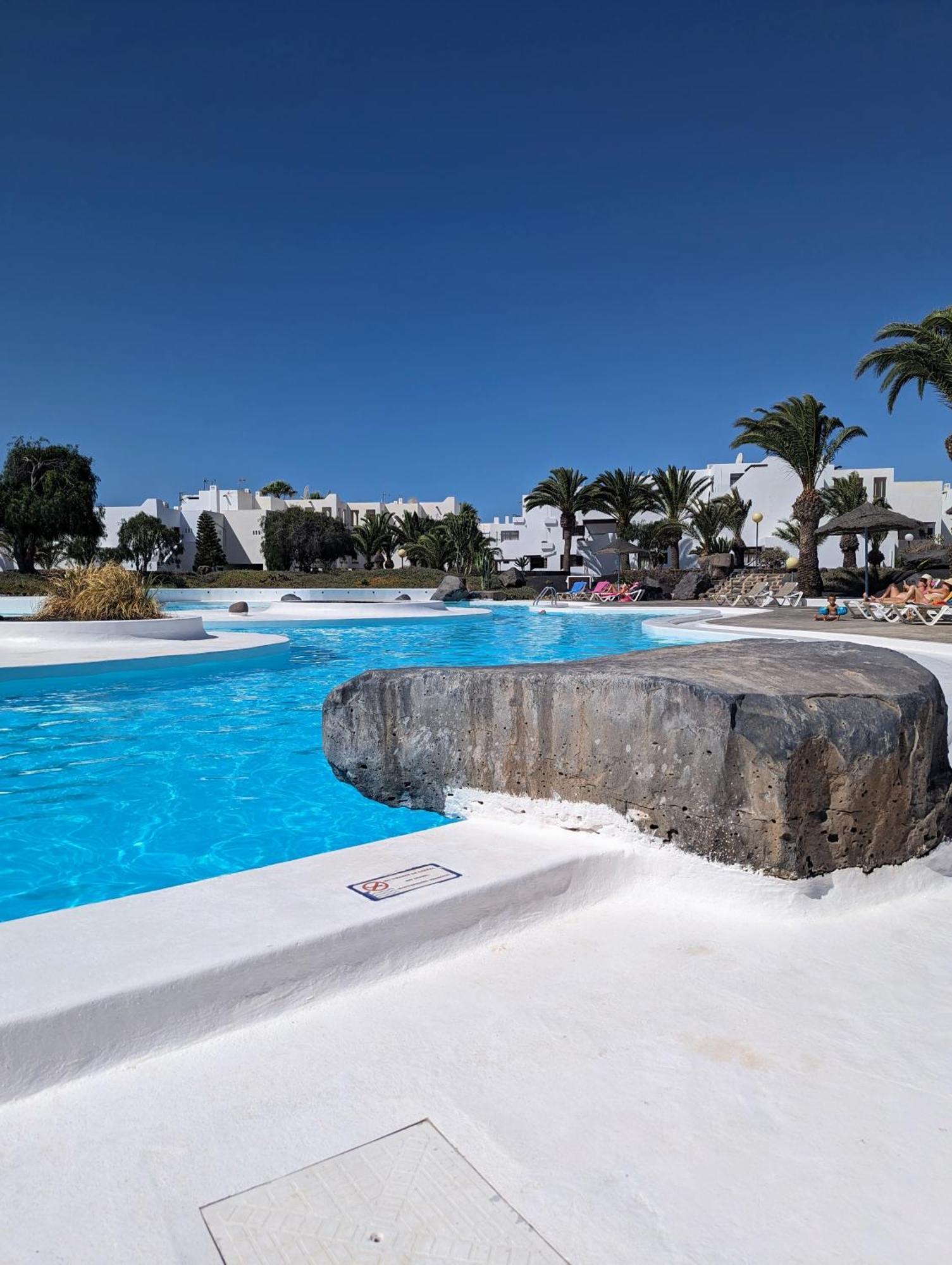 Charming Flat In Los Molinos With Terrace & Pools, Near Playa Bastian Коста-Тегисе Экстерьер фото